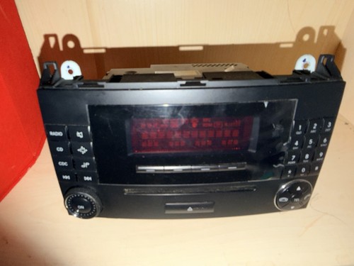 Radio mercedes benz - radio/cd,